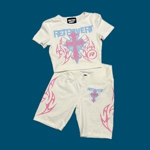 Retrovert brand white and pink activewear set size women’s XS/S